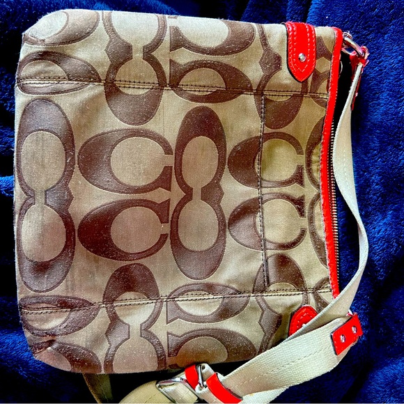 Coach Crossbody- Sunflower - Picture 5 of 5